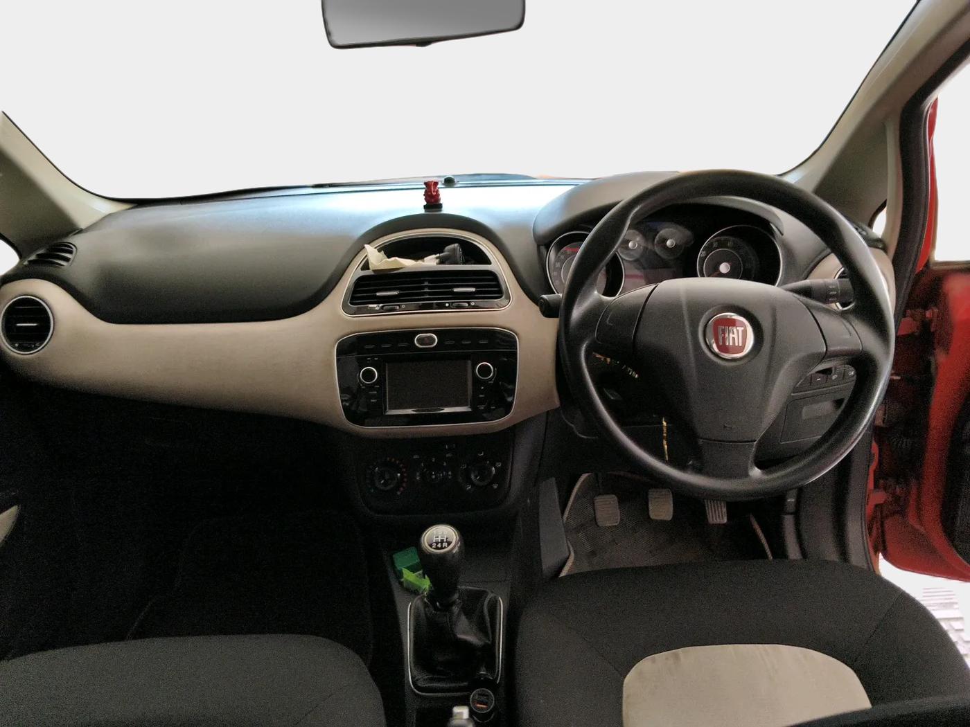 2016 Fiat Punto EVO DYNAMIC 1.2, Petrol, Manual, 59,469 km, interior