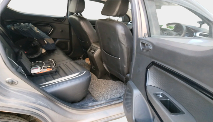 2021 Renault Kiger RXL MT, Petrol, Manual, 16,495 km, interior