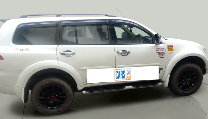 2012 Mitsubishi Pajero Sport 2.5 MT 4X4, Diesel, Manual, 89,616 km, exterior