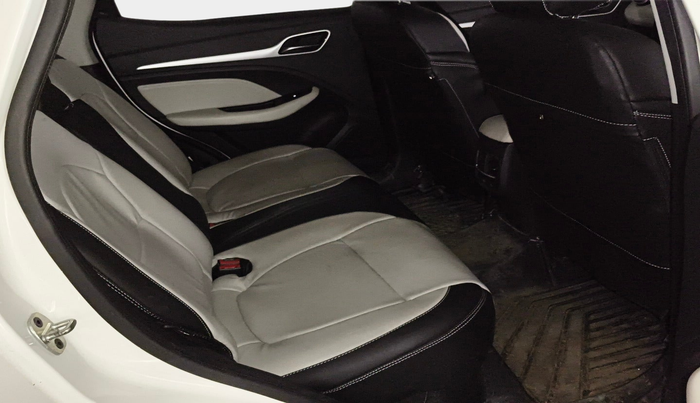 2023 MG ASTOR SMART 1.5 MT, Petrol, Manual, 4,469 km, interior