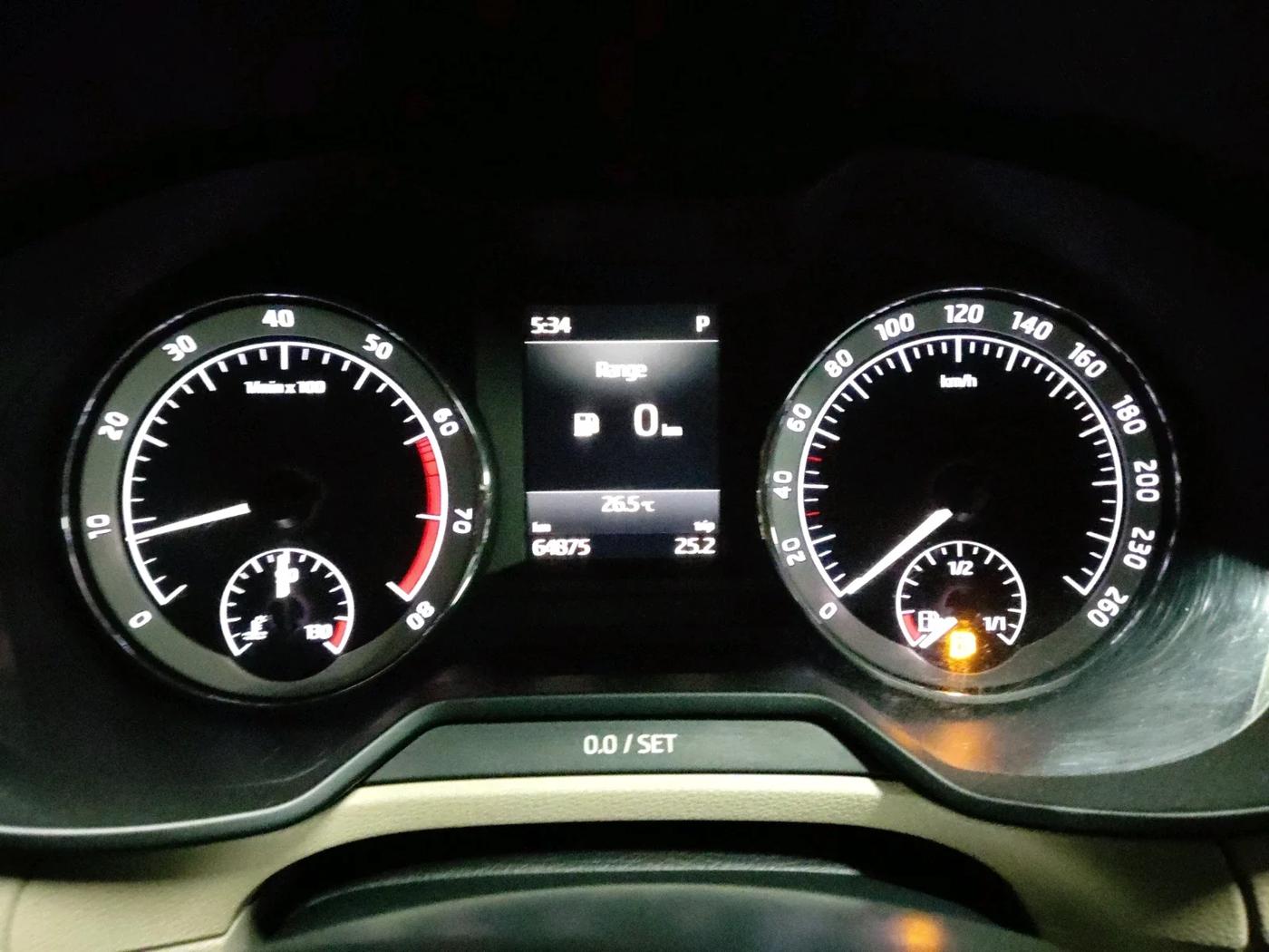 2019 Skoda Octavia STYLE 1.8 TSI AT, Petrol, Automatic, 64,875 km, interior