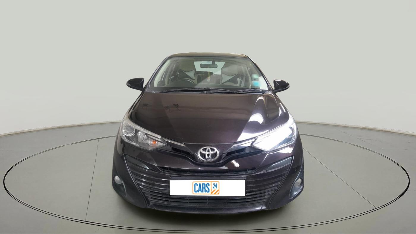 2018 Toyota YARIS V CVT, Petrol, Automatic, 61,810 km, exterior