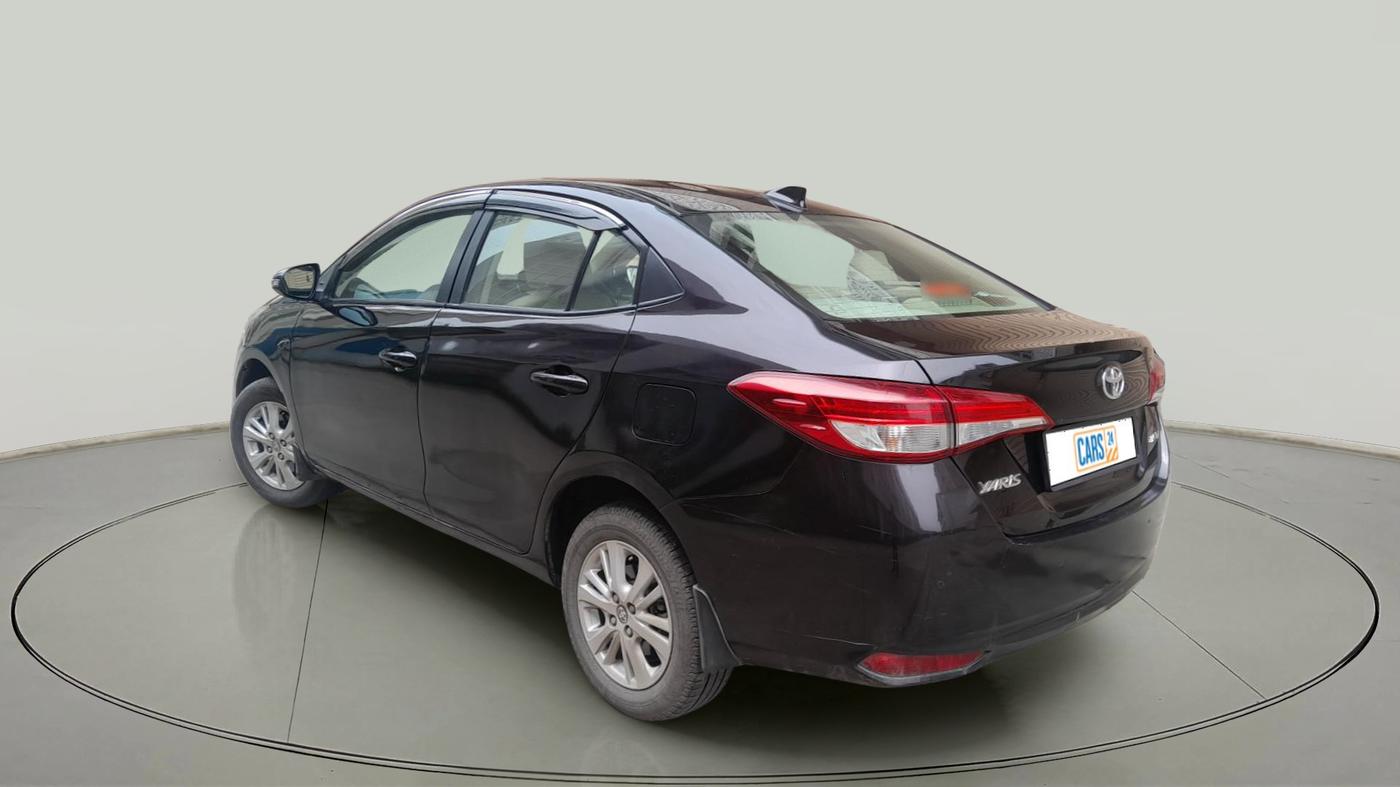 2018 Toyota YARIS V CVT, Petrol, Automatic, 61,810 km, exterior