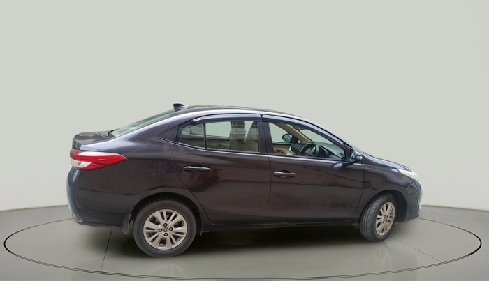 2018 Toyota YARIS V CVT, Petrol, Automatic, 61,810 km, exterior