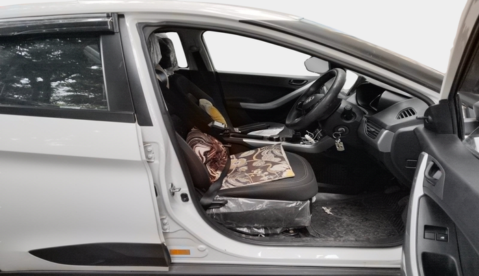2023 Tata NEXON XE PETROL, Petrol, Manual, 4,639 km, interior