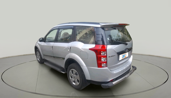 2016 Mahindra XUV500 W6, Diesel, Manual, 98,089 km, exterior