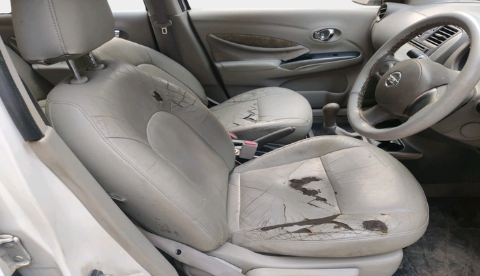 2013 Nissan Sunny XV PETROL, Petrol, Manual, 36,727 km, interior