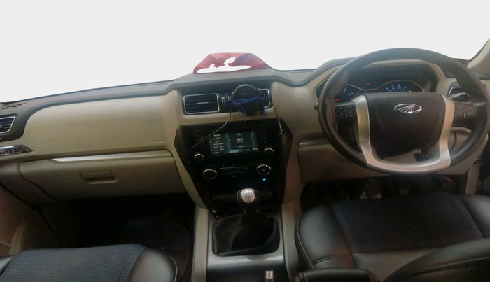 2018 Mahindra Scorpio S11 2WD, Diesel, Manual, 1,08,926 km, interior