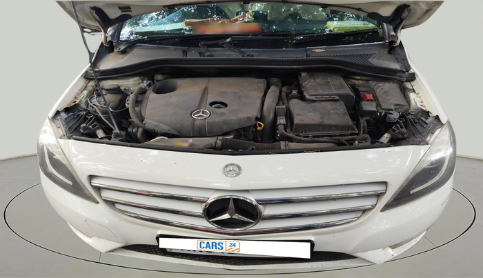 2013 Mercedes Benz B Class B180, Diesel, Automatic, 93,803 km, exterior