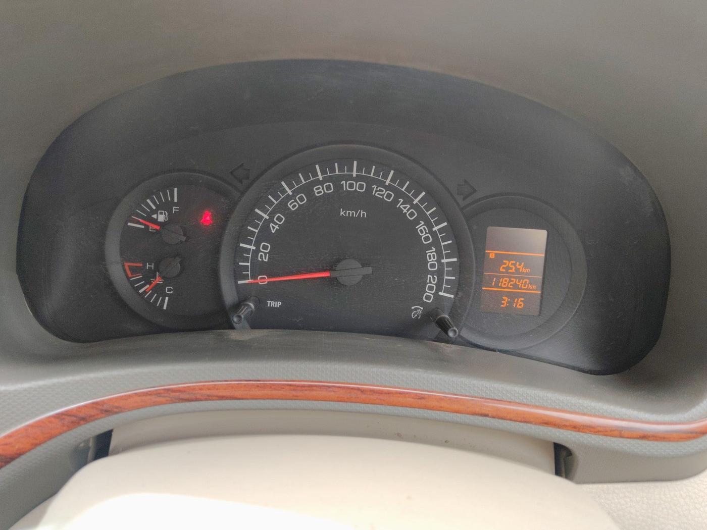 2012 Maruti Ertiga LXI, Petrol, Manual, 1,18,240 km, interior