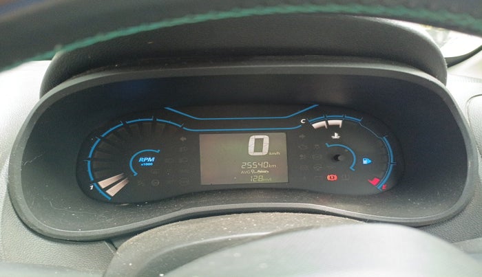 2022 Renault Kwid RXT 1.0, Petrol, Manual, 25,540 km, interior