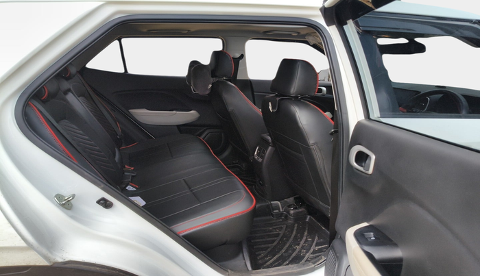 2023 Hyundai VENUE SX (O) 1.5 CRDI, Diesel, Manual, 32,310 km, interior