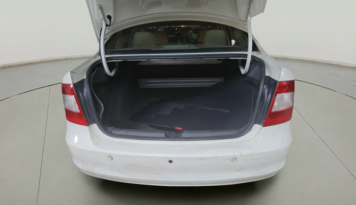 2015 Skoda Rapid 1.5 TDI CR ELEGANCE AT, Diesel, Automatic, 79,245 km, exterior