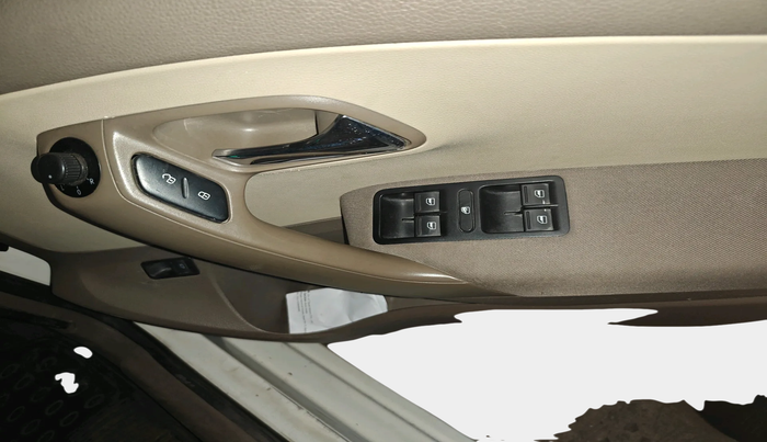 2015 Skoda Rapid 1.5 TDI CR ELEGANCE AT, Diesel, Automatic, 79,245 km, interior