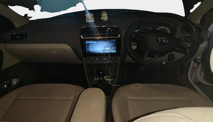 2015 Skoda Rapid 1.5 TDI CR ELEGANCE AT, Diesel, Automatic, 79,245 km, interior