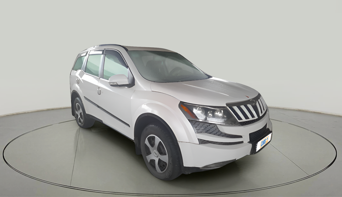 2014 Mahindra XUV500 W6, Diesel, Manual, 93,930 km, exterior