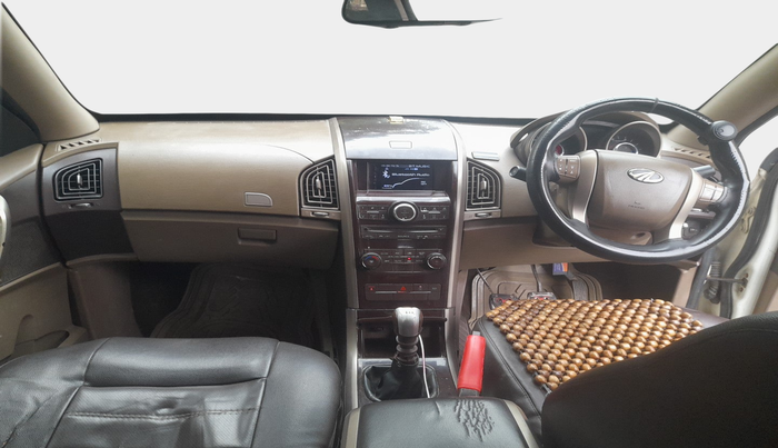 2014 Mahindra XUV500 W6, Diesel, Manual, 93,930 km, interior
