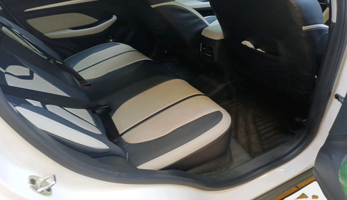 2024 MG ASTOR Sprint 1.5 MT (Ivory), Petrol, Manual, 9,550 km, interior