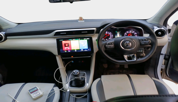 2024 MG ASTOR Sprint 1.5 MT (Ivory), Petrol, Manual, 9,550 km, interior