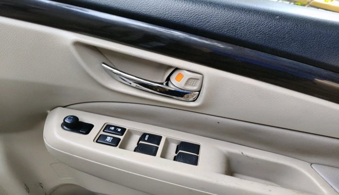 2016 Maruti Ciaz ZDI SHVS, Diesel, Manual, 1,28,244 km, interior