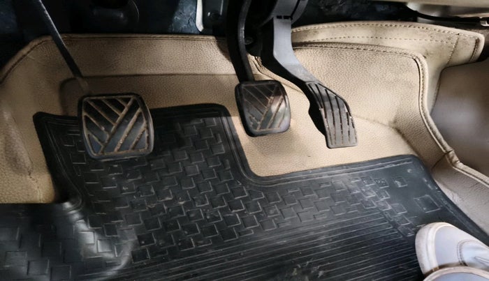 2016 Maruti Ciaz ZDI SHVS, Diesel, Manual, 1,28,244 km, interior