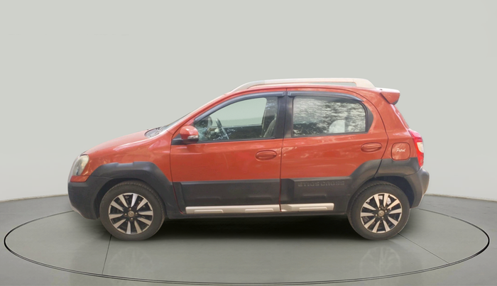 2015 Toyota Etios CROSS 1.2 G, Petrol, Manual, 95,618 km, exterior