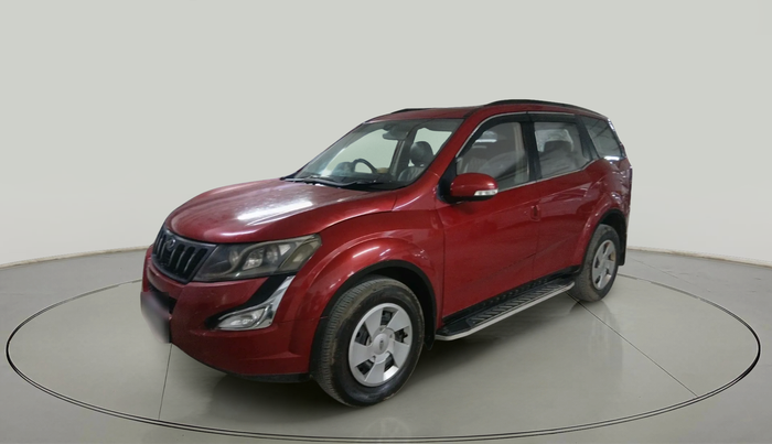 2015 Mahindra XUV500 W10, Diesel, Manual, 1,53,199 km, exterior