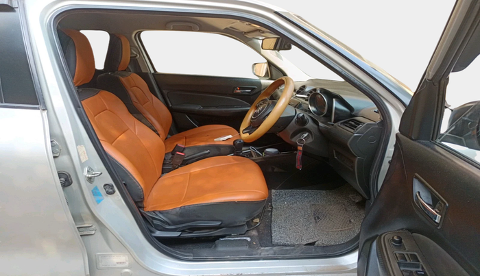 2018 Maruti Swift VXI AMT, Petrol, Automatic, 8,92,553 km, interior