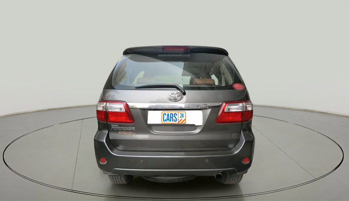 2010 Toyota Fortuner 3.0 4X4 MT, Diesel, Manual, 1,60,862 km, exterior