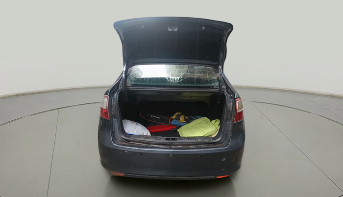 2011 Ford Fiesta TITANIUM PETROL, Petrol, Manual, 1,46,118 km, exterior