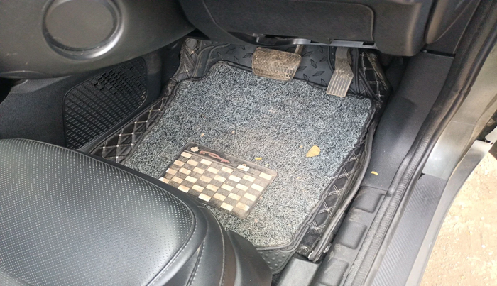 2024 Tata NEXON Fearless Plus S 1.2 Revotron 7DCA Dark Edition, Petrol, Automatic, 23,354 km, interior