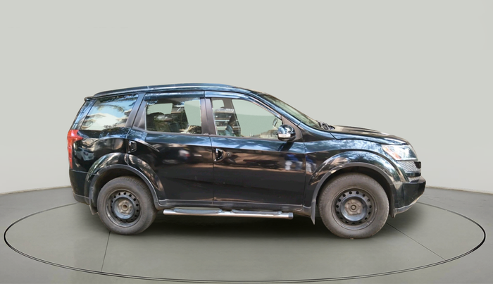 2014 Mahindra XUV500 W6, Diesel, Manual, 1,26,505 km, exterior