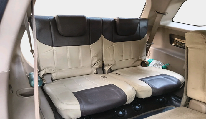 2014 Mahindra XUV500 W6, Diesel, Manual, 1,26,505 km, interior