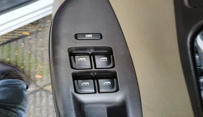 2013 Hyundai i20 MAGNA 1.2, Petrol, Manual, 52,575 km, interior