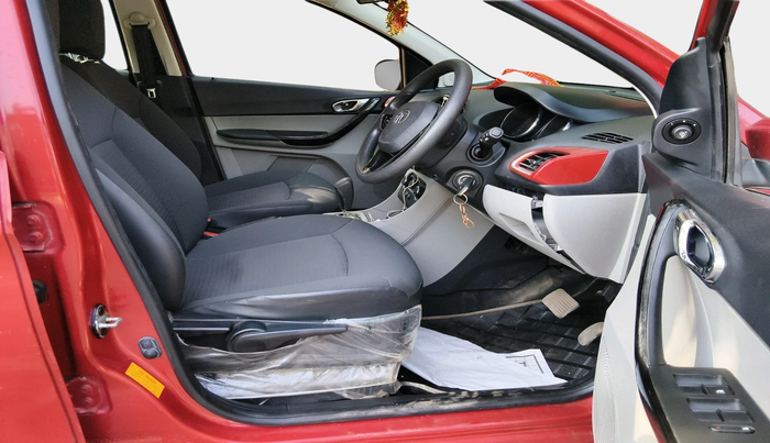 2019 Tata Tiago XZA PETROL, Petrol, Automatic, 17,204 km, interior