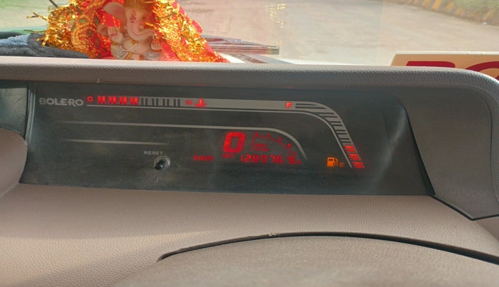 2012 Mahindra Bolero ZLX BS IV, Diesel, Manual, 1,29,450 km, interior
