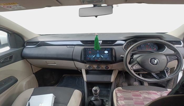 2019 Renault TRIBER RXT, Petrol, Manual, 32,000 km, interior