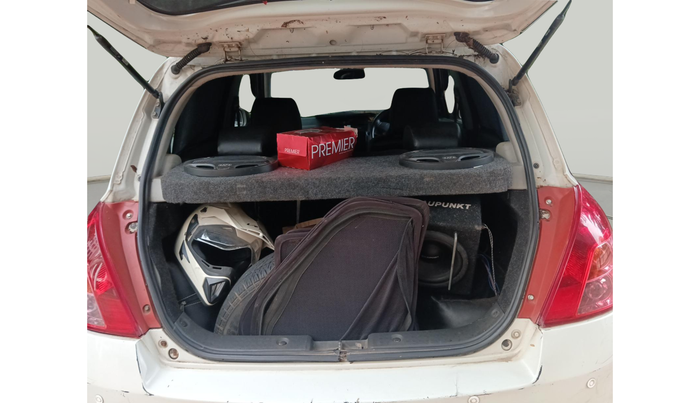 2011 Maruti Swift VXI, Petrol, Manual, 1,06,361 km, exterior
