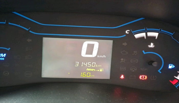 2021 Renault Kwid RXT 1.0 (O), Petrol, Manual, 31,450 km, interior