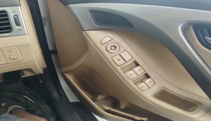 2014 Hyundai New Elantra 1.6 SX AT DIESEL, Diesel, Automatic, 77,975 km, interior