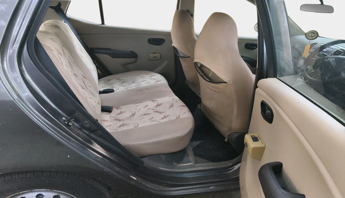 2013 Hyundai i10 ERA 1.1, Petrol, Manual, 33,876 km, interior