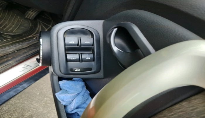 2013 Renault Duster 85 PS RXL DIESEL (OPT), Diesel, Manual, 1,65,057 km, interior