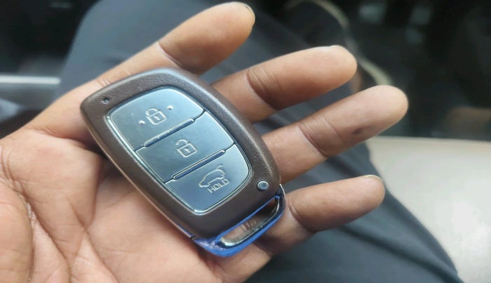 2017 Hyundai Creta SX PLUS 1.6 PETROL, Petrol, Manual, 33,800 km, interior