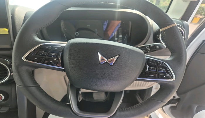 2025 Mahindra Thar Roxx AX5 L Diesel AT 2WD, Diesel, Automatic, 16,057 km, interior