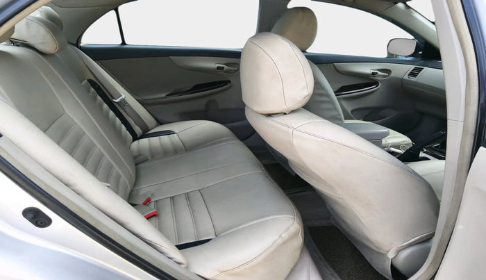 2013 Toyota Corolla Altis J DIESEL, Diesel, Manual, 1,42,923 km, interior