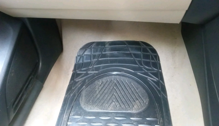 2013 Volkswagen Polo HIGHLINE1.2L, Petrol, Manual, 34,664 km, interior