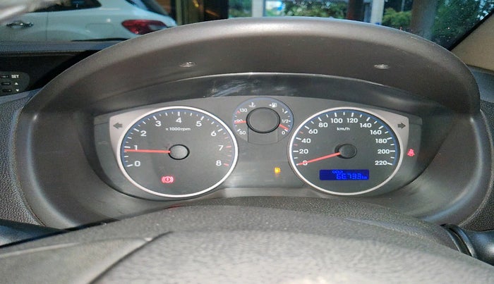 2013 Hyundai i20 SPORTZ 1.2, Petrol, Manual, 66,733 km, interior