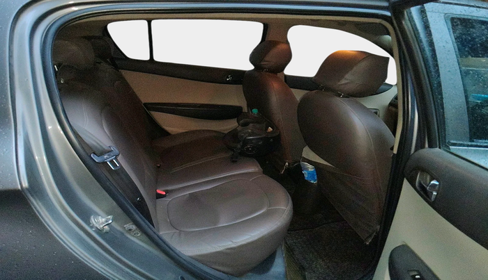 2013 Hyundai i20 SPORTZ 1.2, Petrol, Manual, 66,733 km, interior