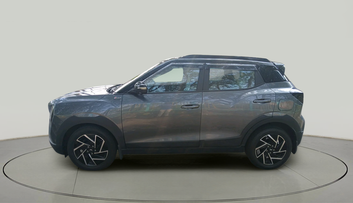 2024 Mahindra XUV 3XO AX7L 1.2 Petrol AT, Petrol, Automatic, 4,542 km, exterior