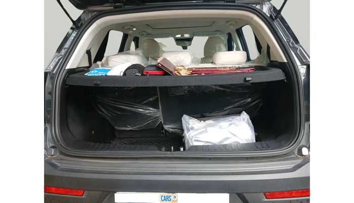 2024 Mahindra XUV 3XO AX7L 1.2 Petrol AT, Petrol, Automatic, 4,542 km, exterior